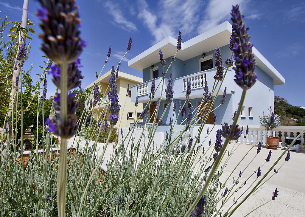 Meraki Apartments And Studios Tolón Exterior photo