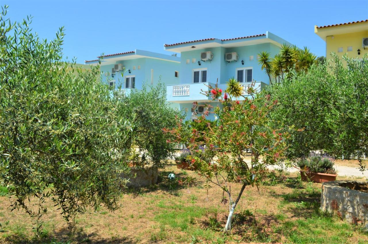 Meraki Apartments And Studios Tolón Exterior photo