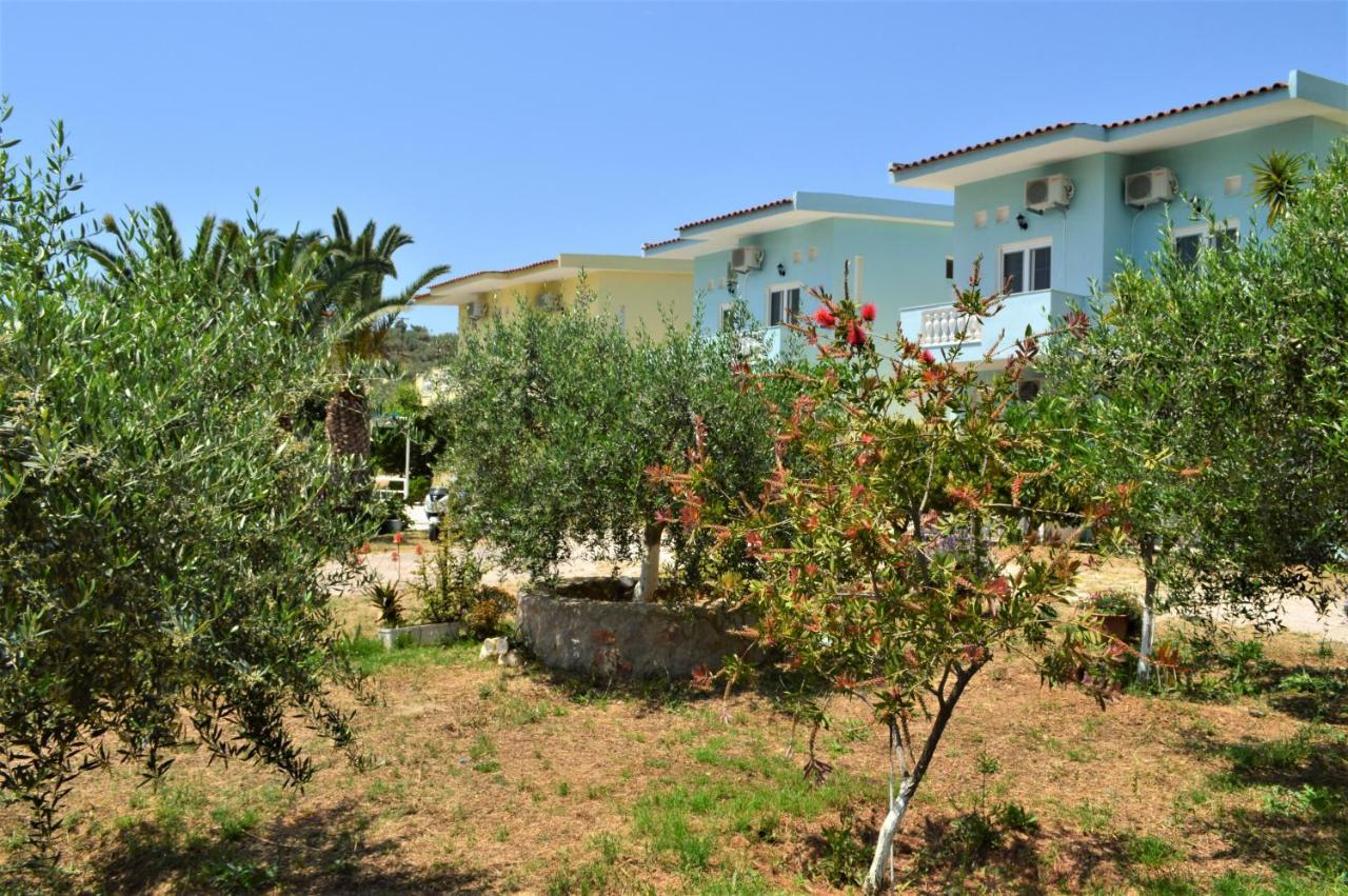Meraki Apartments And Studios Tolón Exterior photo