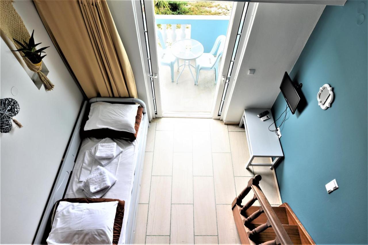 Meraki Apartments And Studios Tolón Exterior photo